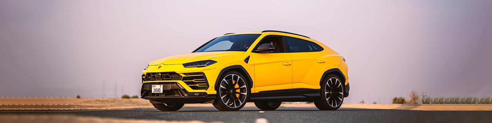 LAMBORGHINI URUS V8